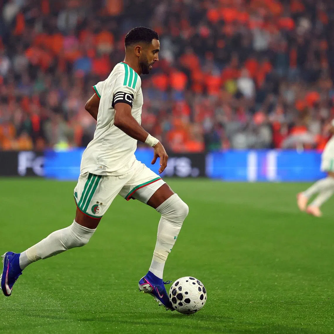 FILE PHOTO: Soccer Football - International Friendly - Netherlands v Algeria - De Kuip, Rotterdam, Netherlands - June 3, 2026 Algeria's Riyad Mahrez in action REUTERS/Piroschka Van De Wouw/File Photo