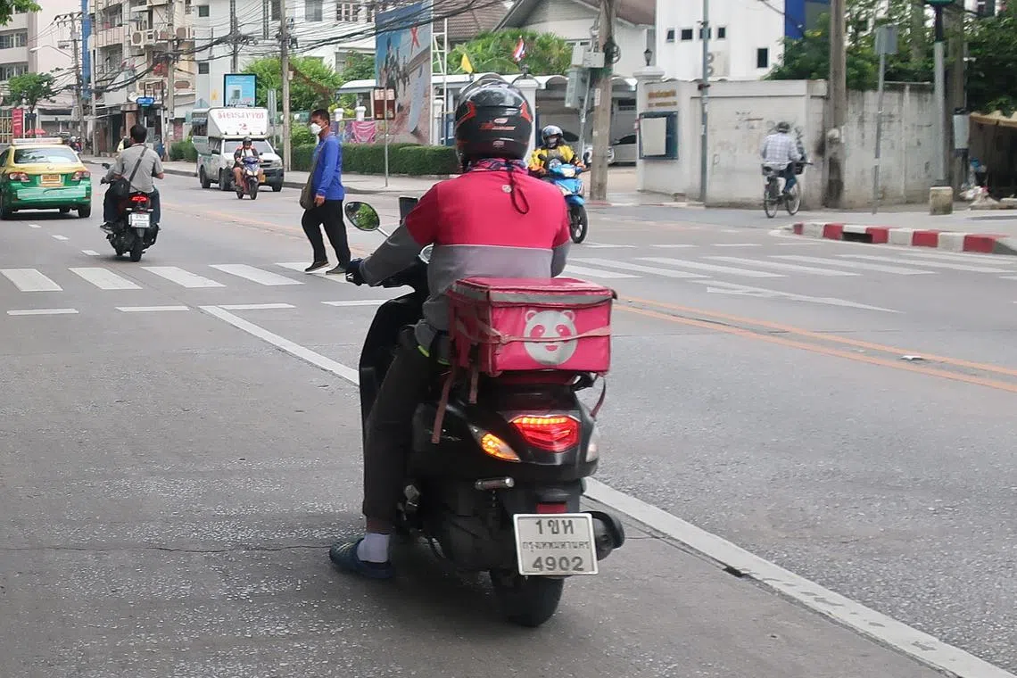 The potential takeover would bolster Line Man Wongnai’s pursuit of a spot among Thailand’s top online shopping platforms.