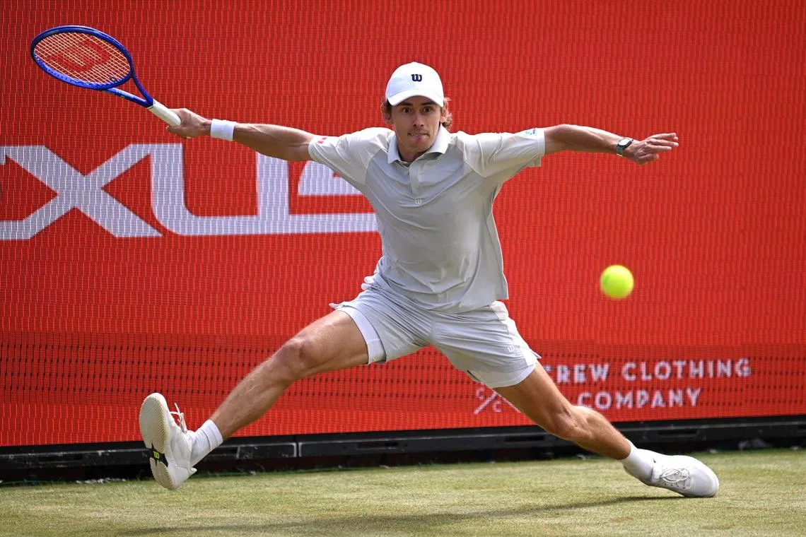 Tennis - Queen's Club Championships - Queen's Club, London, Britain - June 17, 2026 Australia's Alex de Minaur in action during his round of 16 match against Canada's Denis Shapovalov REUTERS/Jaimi Joy