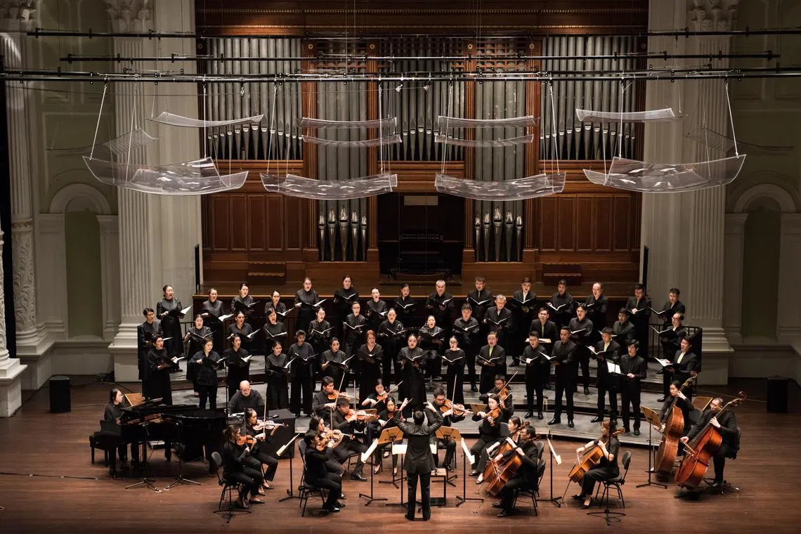  The SYC Ensemble Singers celebrated its 60th year with a concert at the Victoria Concert Hall. 