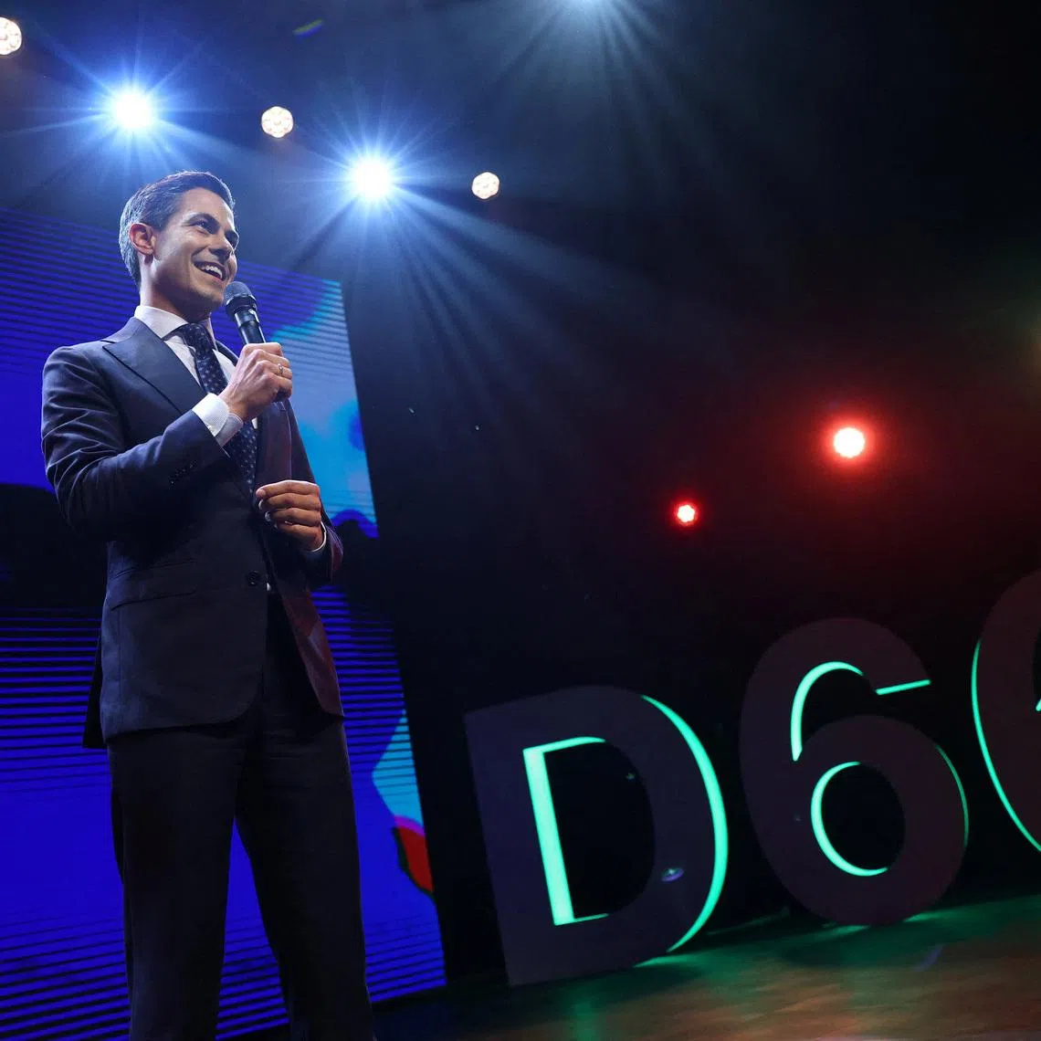 Democrats 66 (D66) party leader Rob Jetten speaks following the first exit poll result in the Dutch parliamentary elections in Leiden, Netherlands, October 29, 2025. REUTERS/Piroschka van de Wouw