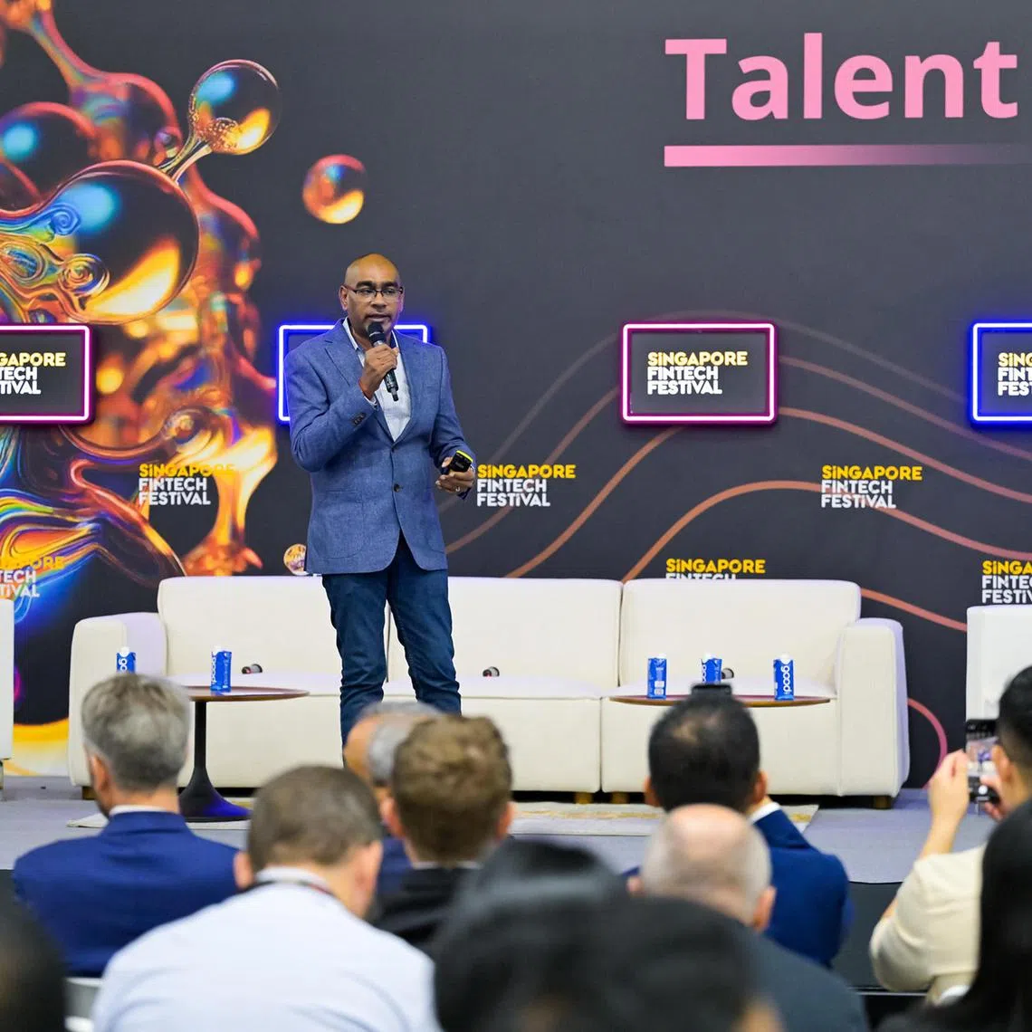 patalent08 - Mr Nesan Govender, Accenture South-east Asia’s managing director for strategy and consulting, and talent and organisation lead, at the Singapore FinTech Festival on Nov 7. 

Credit: Singapore FinTech Association
Desk: Business