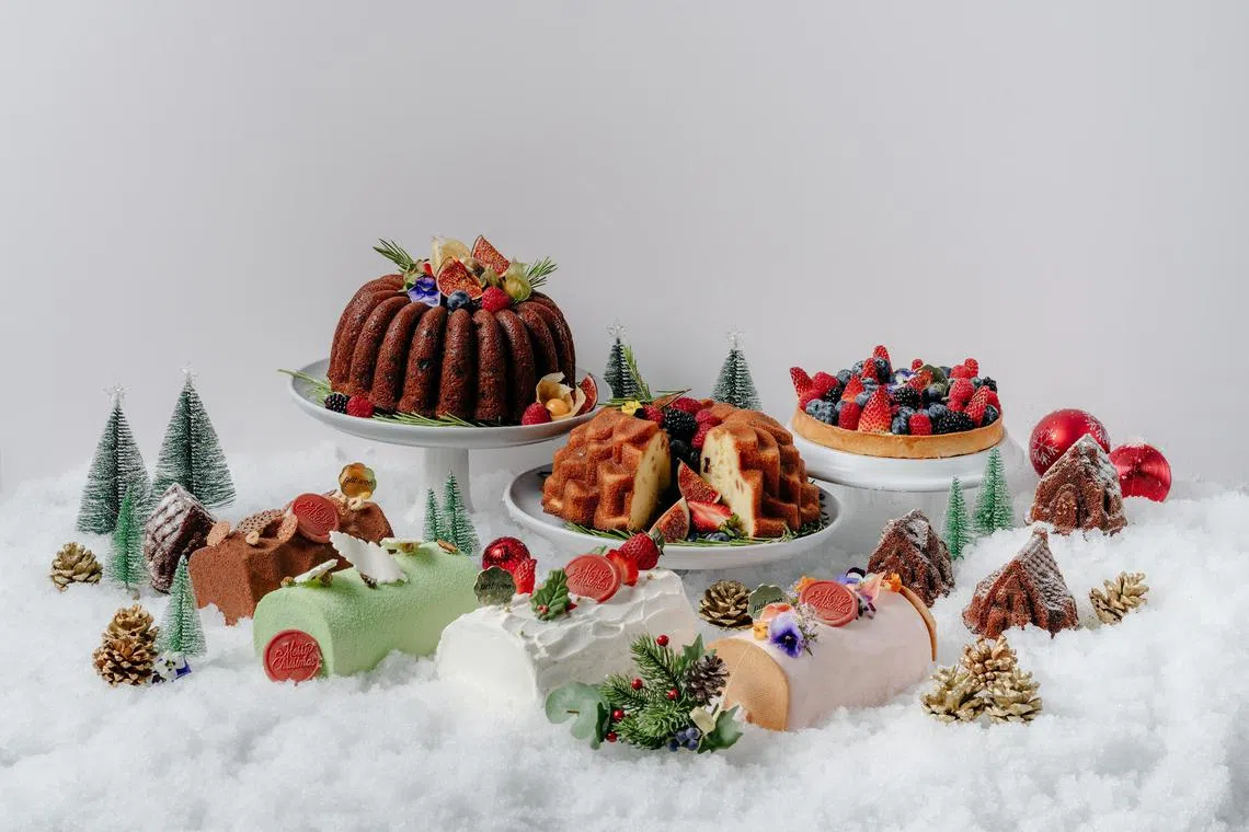 Patisserie Woo's Christmas Collection.