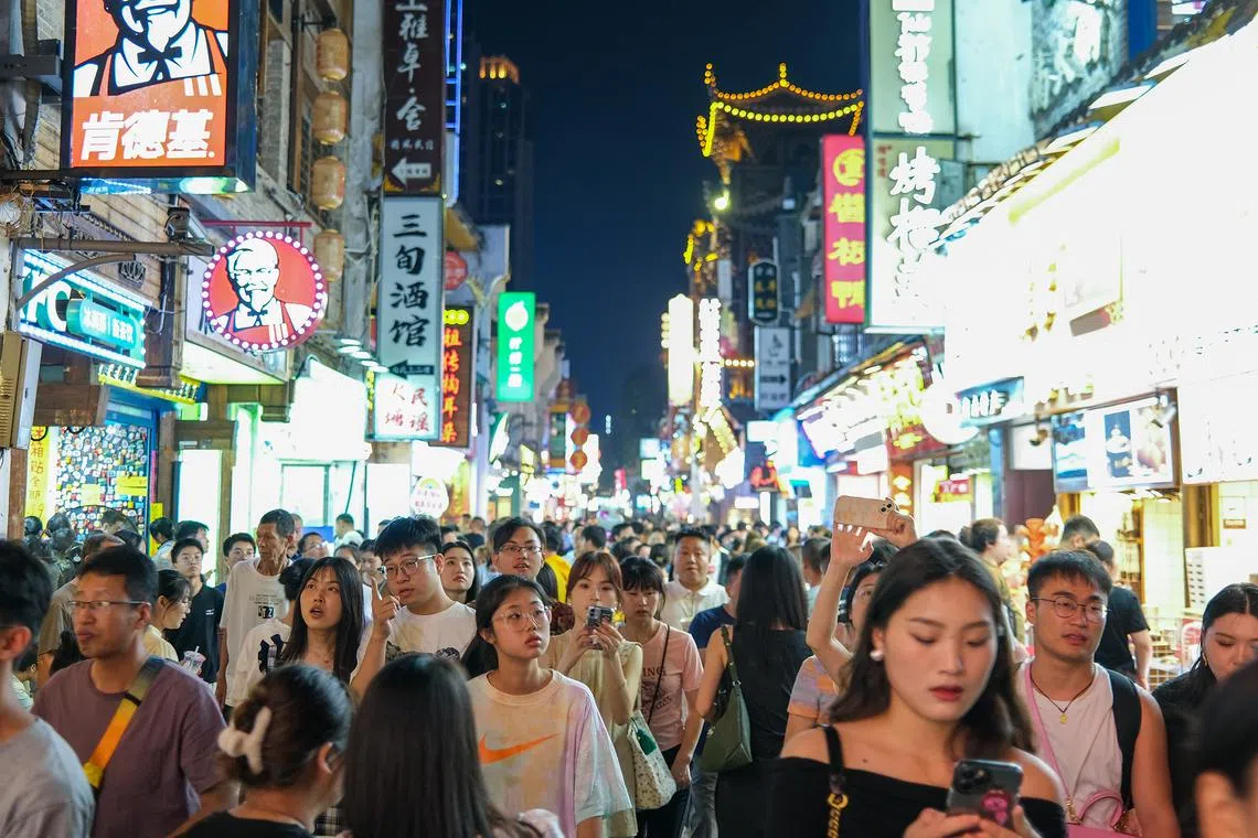 There is plenty of life and spice in Changsha, the capital city of central Hunan province and one that reputedly never sleeps. 