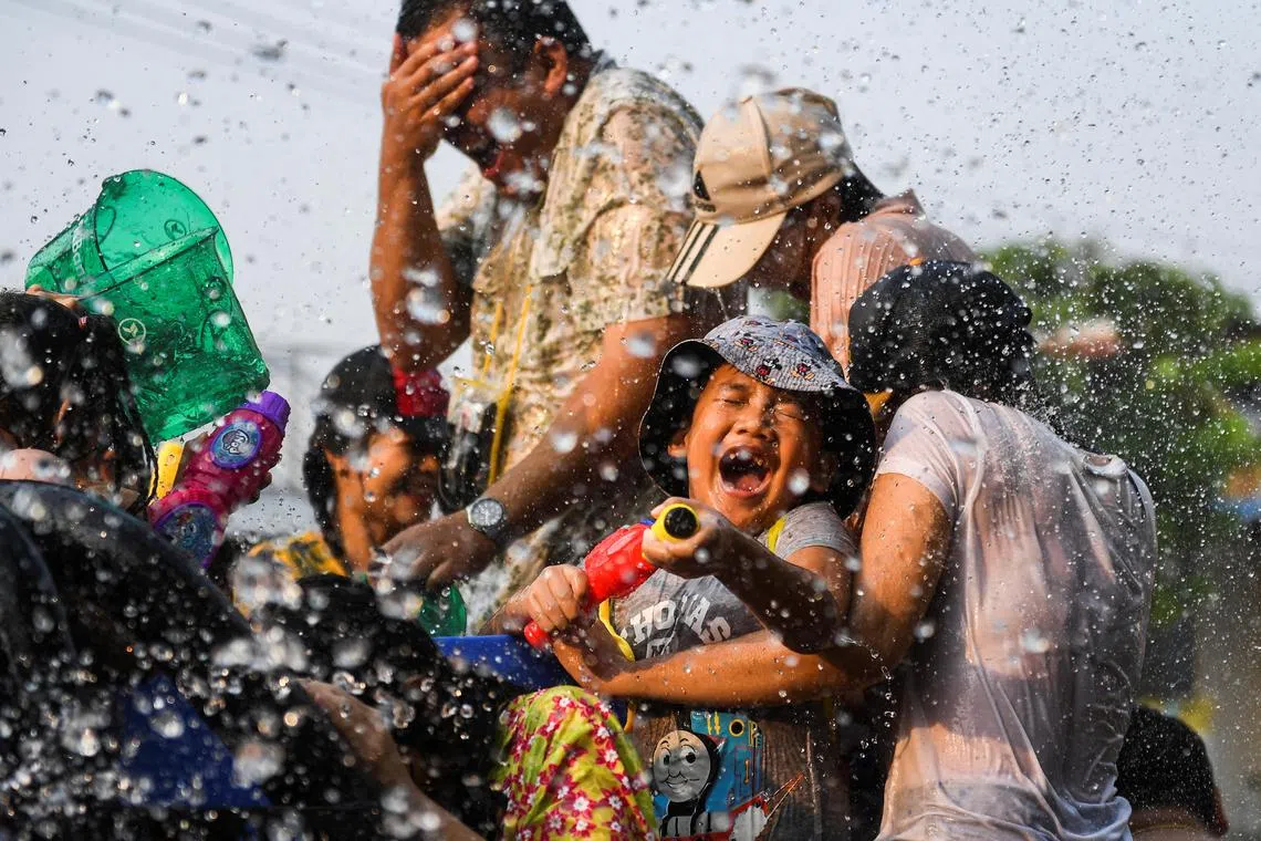 Tsaw the three-day Songkran celebrations go into full swing 