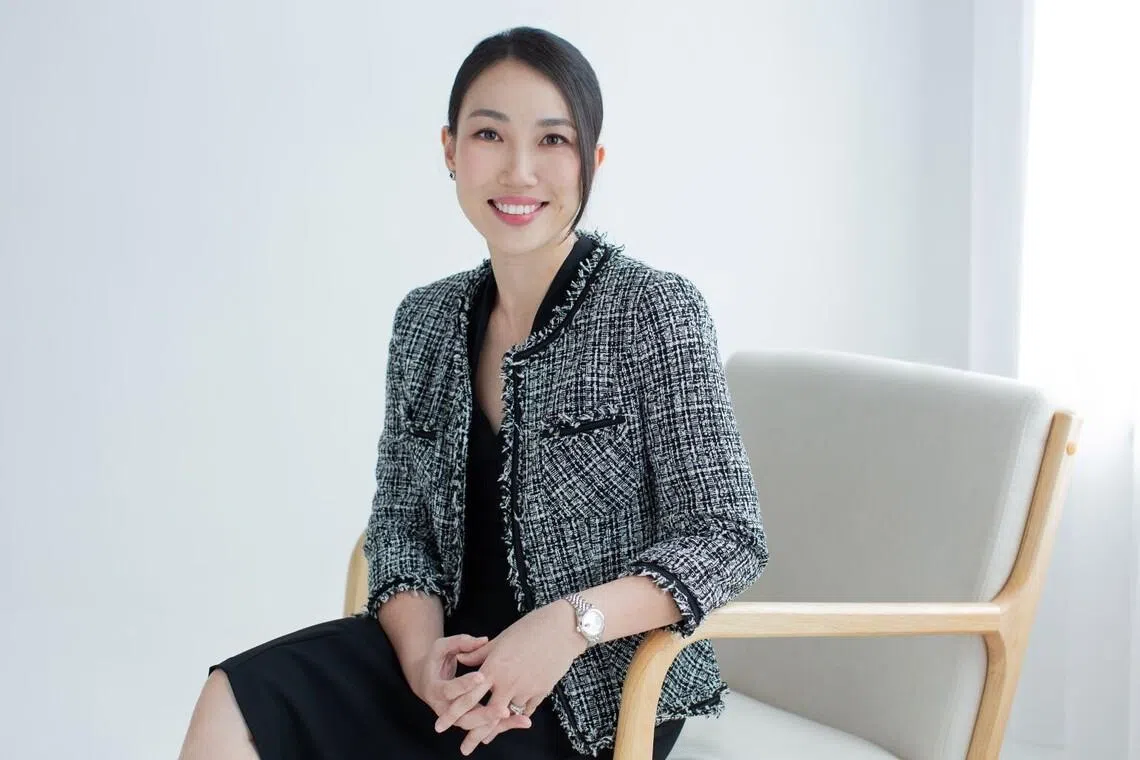 Dr Pek Wan Sze, consultant plastic surgeon at Polaris Plastic & Reconstructive Surgery, provides eye bag treatments.