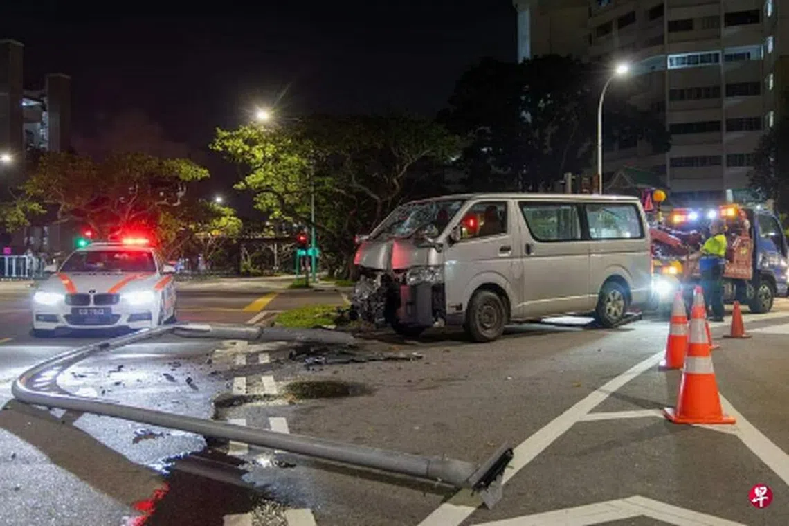 A street lamp at the junction of Tampines Avenue 2 and Tampines Street 11 was knocked down. 