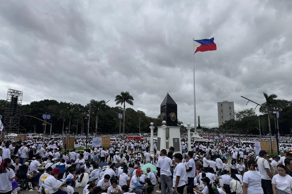 Iglesia ni Cristo members protested on Jan 13 in Manila to oppose the impeachment moves against Philippine Vice President Sara Duterte.