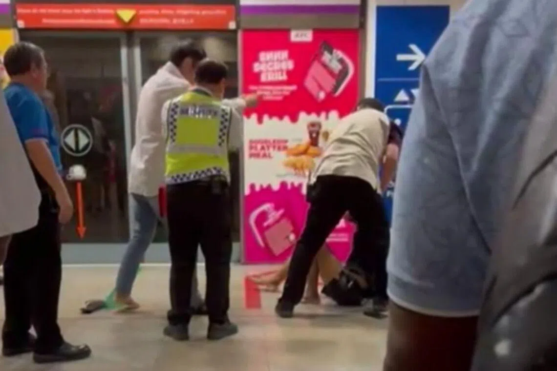2 men arrested for fighting at Serangoon MRT station