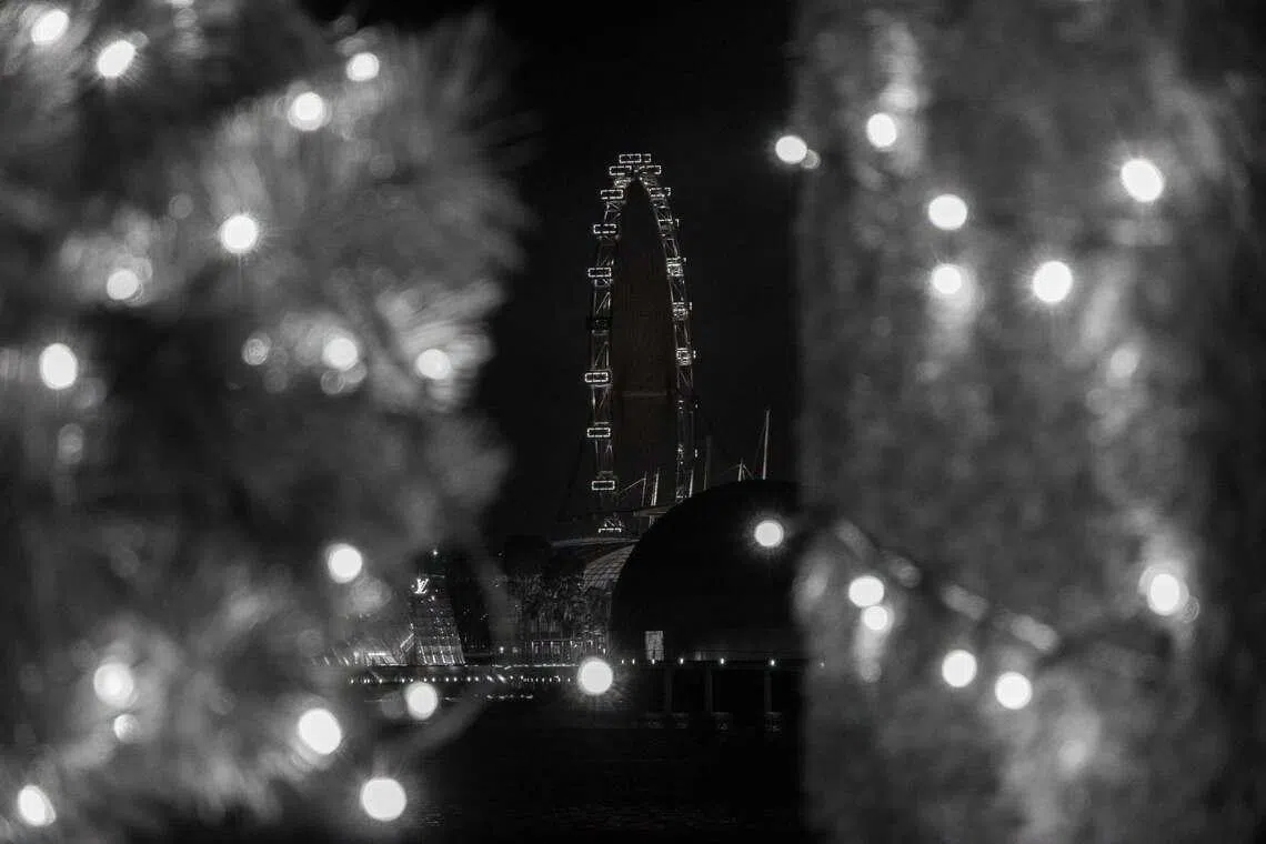 Senior Minister Lee Hsien Loong captured this photo of the Singapore Flyer, with festive lights in the foreground, at around Christmas time in 2019.