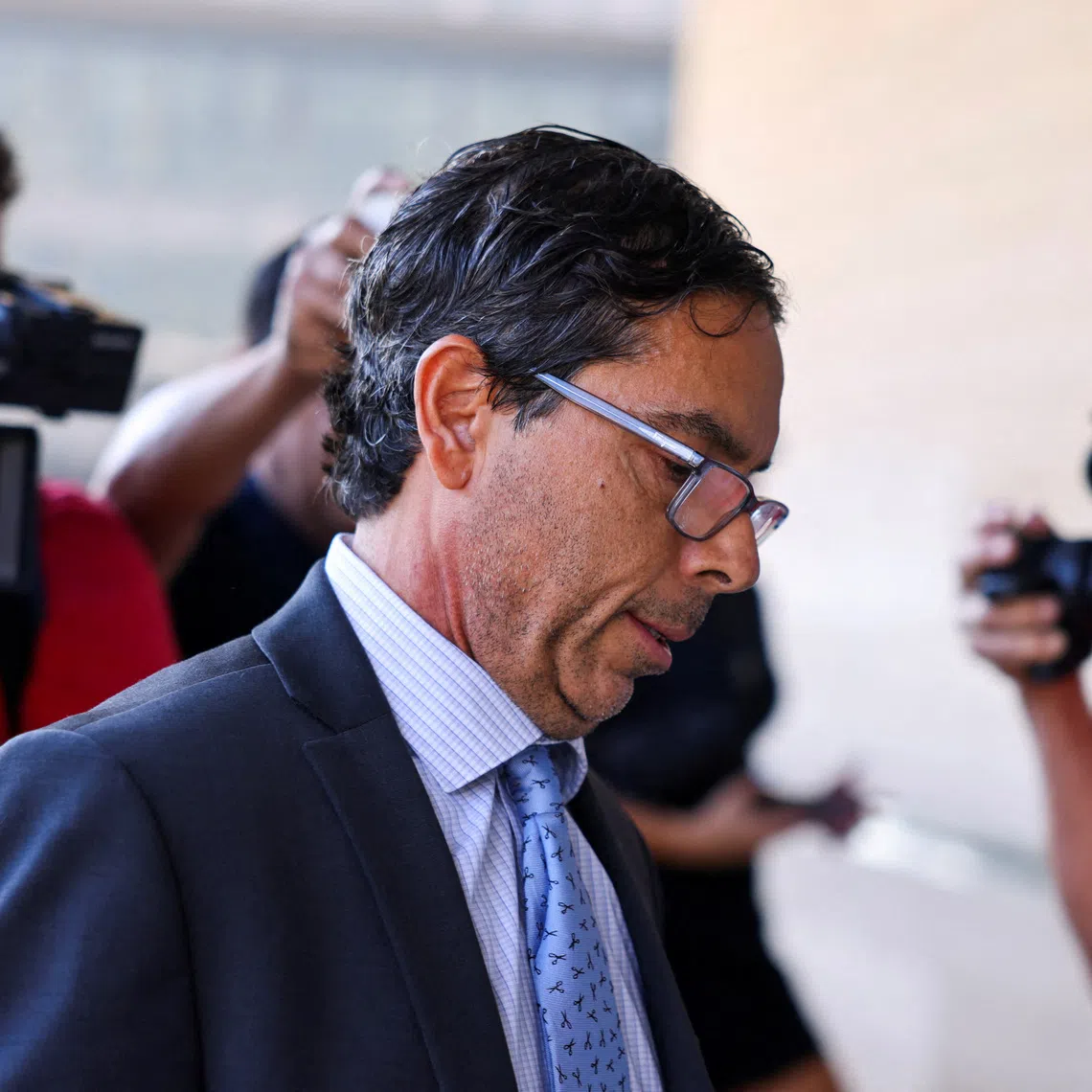 FILE PHOTO: Mark Chavez, a doctor accused of supplying ketamine to 'Friends' actor Matthew Perry before his death, arrives in federal court,  in Los Angeles, California, U.S. October 2, 2024.  REUTERS/Mike Blake/File Photo