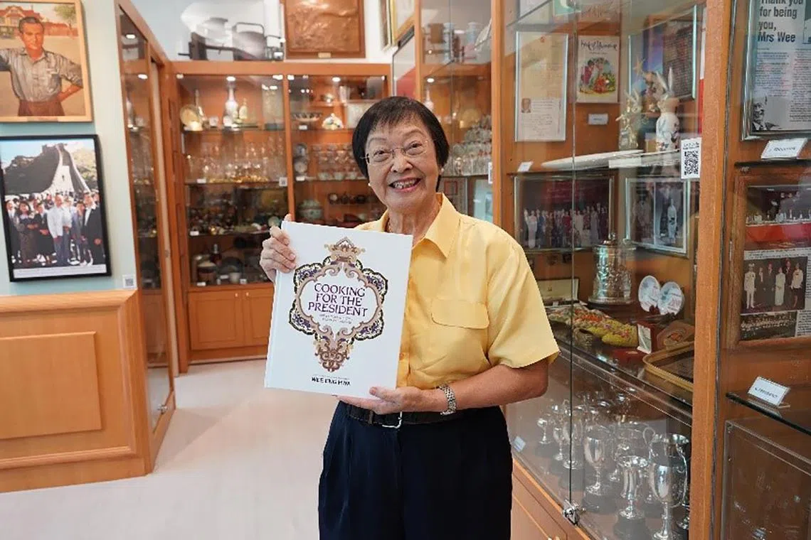 aqcook19 - Ms Wee Eng Hwa, daughter of late Singapore president Wee Kim Wee, with the third edition of her first English food memoir, Cooking for the President: Reflections & Recipes of Mrs Wee Kim Wee. 



Credit: Singapore Management University