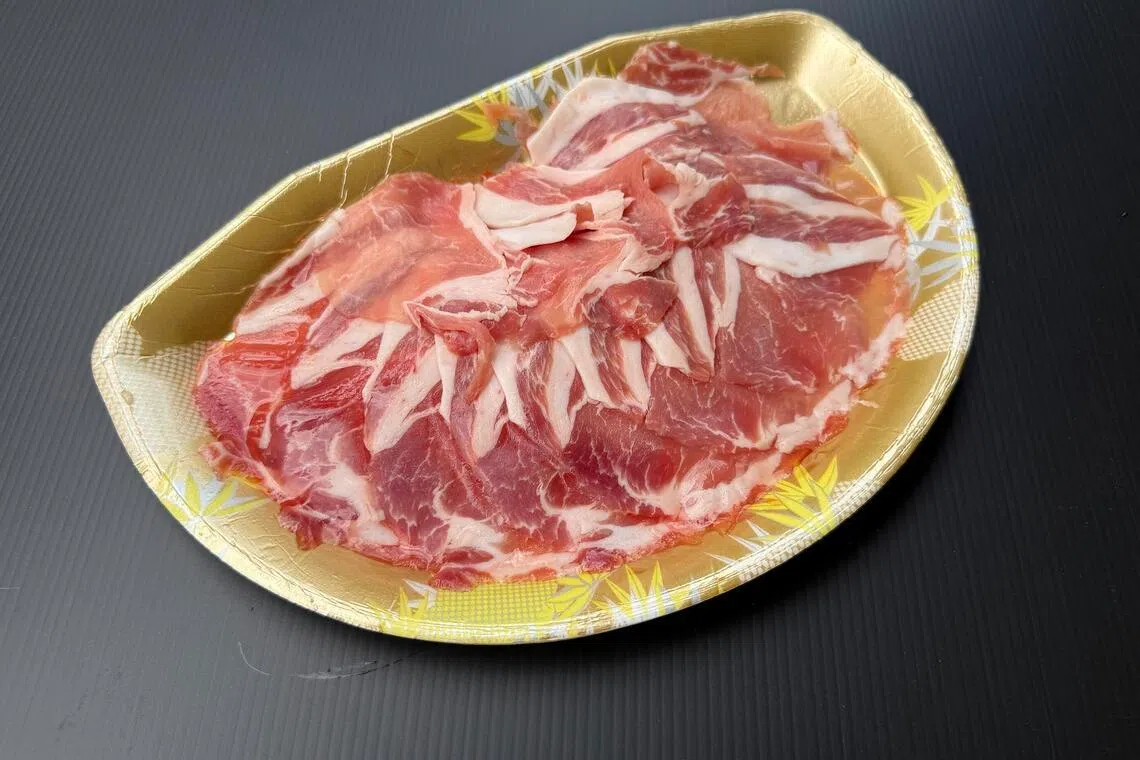 Yume No Daichi Hokkaido Coleira de porco com neve Fatias de Shabu de Zairyo.