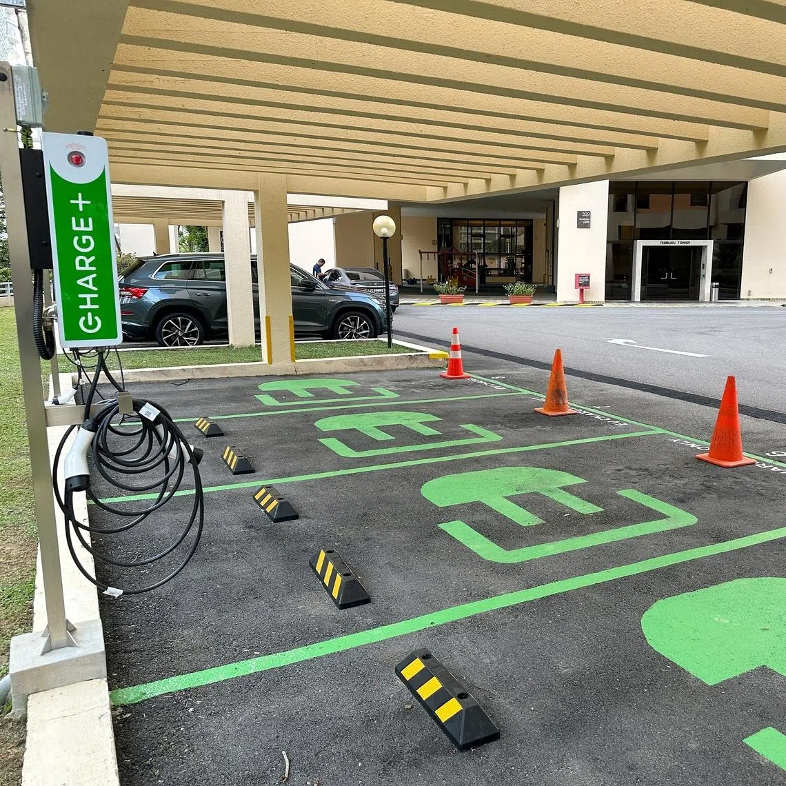 On the 60,000 target, 40,000 charging points will be in public carparks and 20,000 in private premises. 