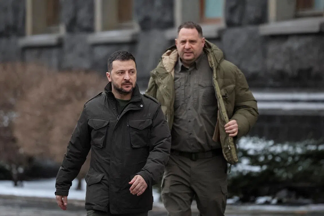 Ukraine's President Volodymyr Zelenskiy and Head of the Presidential Office Andriy Yermak walk, amid Russia's attack on Ukraine, in Kyiv, Ukraine January 22, 2024. REUTERS/Gleb Garanich/File Photo