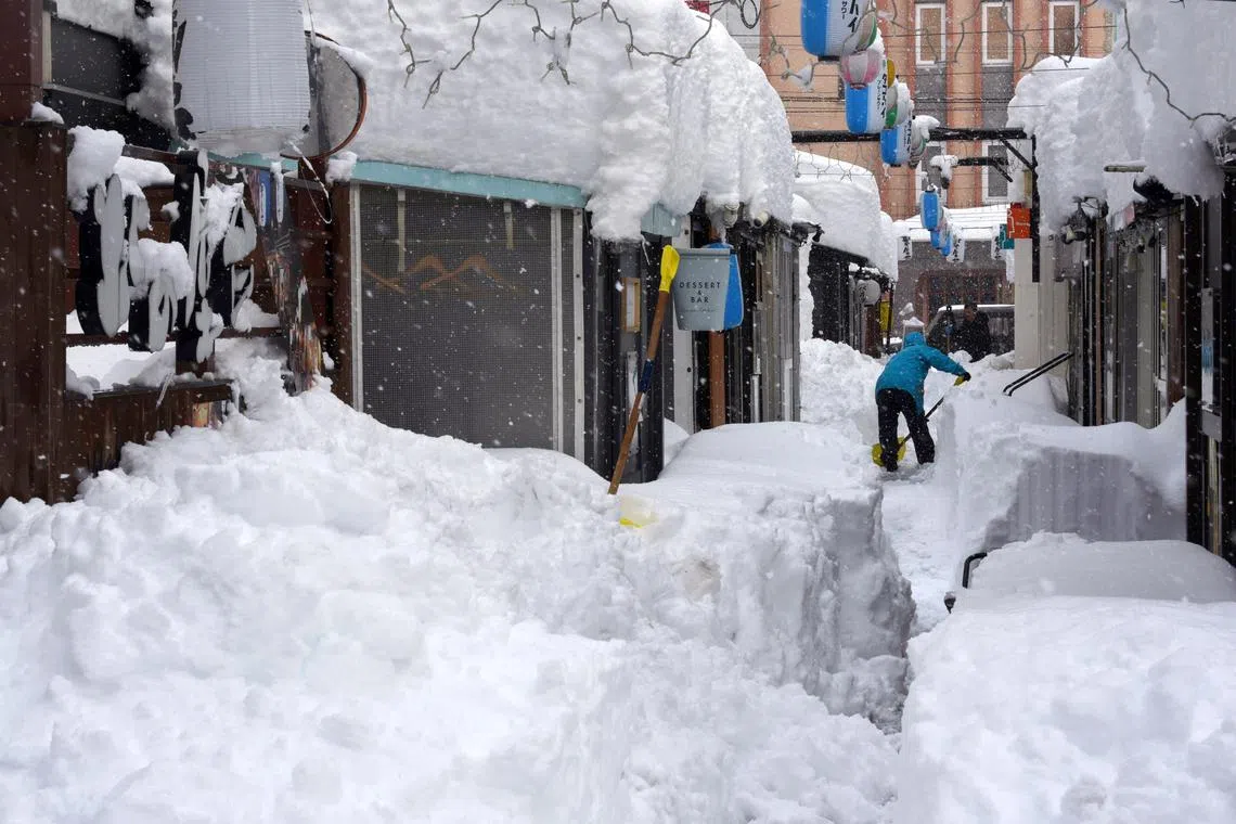 Shinkansen bullet train services in Japan have been suspended or delayed due to heavy snow on Feb 8 morning.