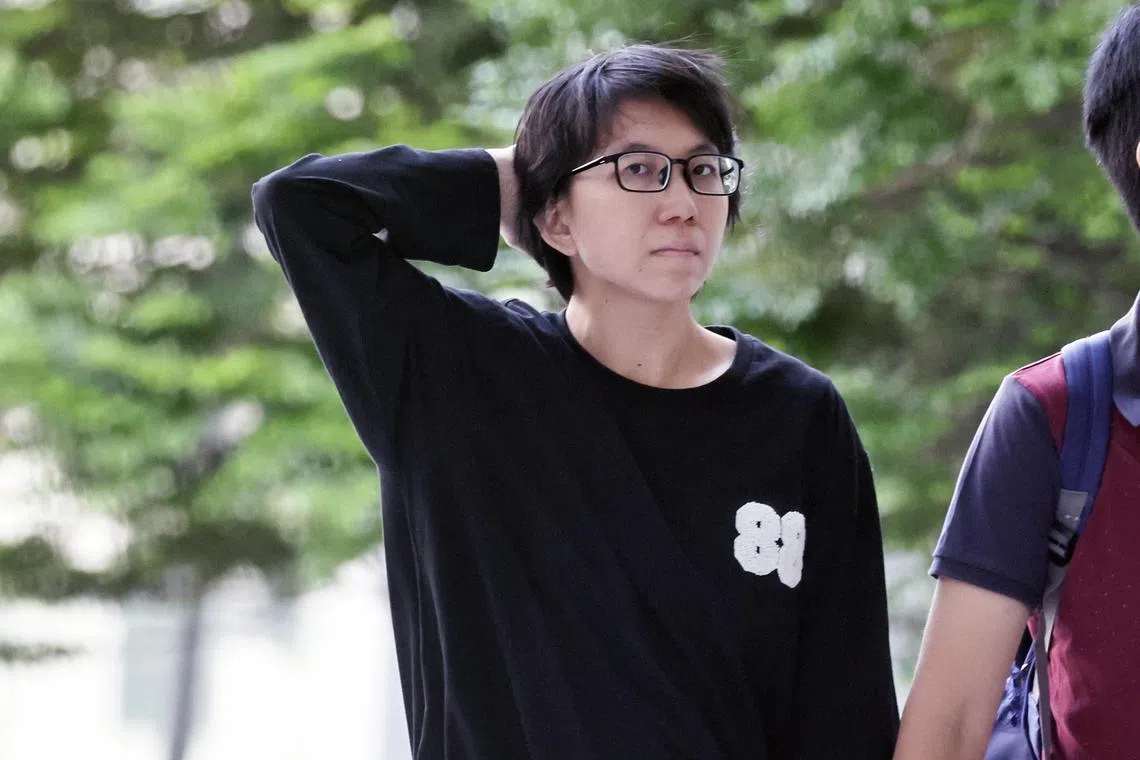 Angela Yong Sze Ting arriving at State Courts on Nov 1, 2024.//
Caption/Body : ID confirmed by Photog Kelvin Chng , Samuel ST and
sdyong01
2. Yong Sze Ting, Angela: She assaulted a 3yo boy at United Square.
Pleading guilty at 1030am in 11A (Sam)
d