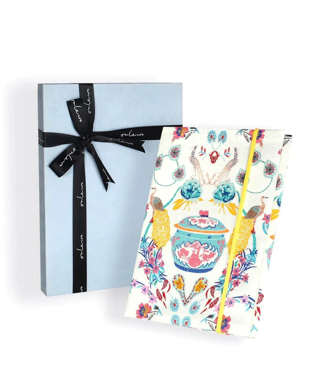 Onlewo’s Cotton Linen Notebook boxed gift. 