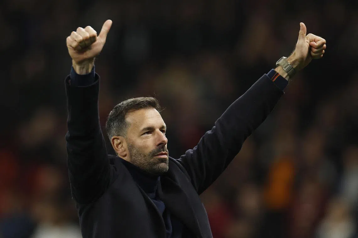 Manchester United's interim manager Ruud van Nistelrooy got off to a winning start on Oct 30, with a 5-2 League Cup quarter-final win over visitors Leicester City.