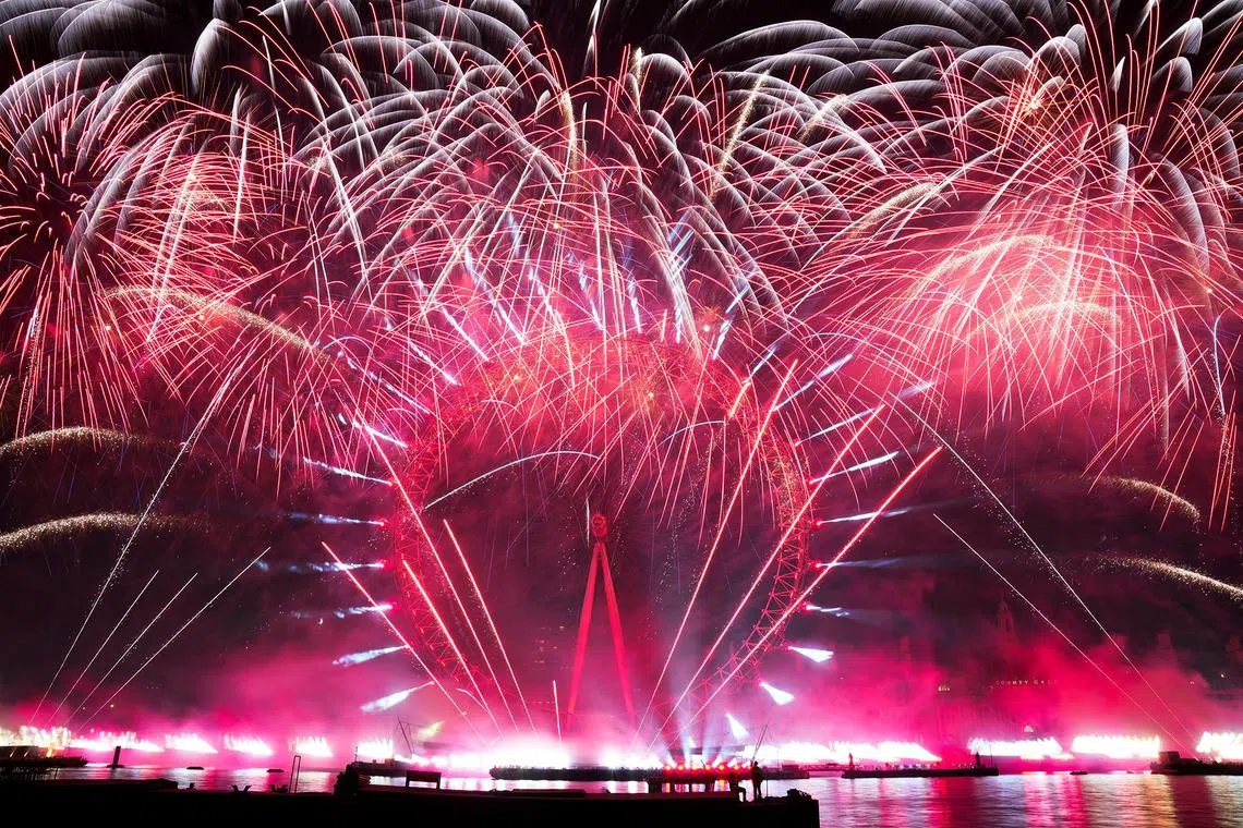 Fireworks explodes over the London Eye Ferris wheel to mark the New Year's celebrations, in London, Britain, on Jan 1, 2026. 