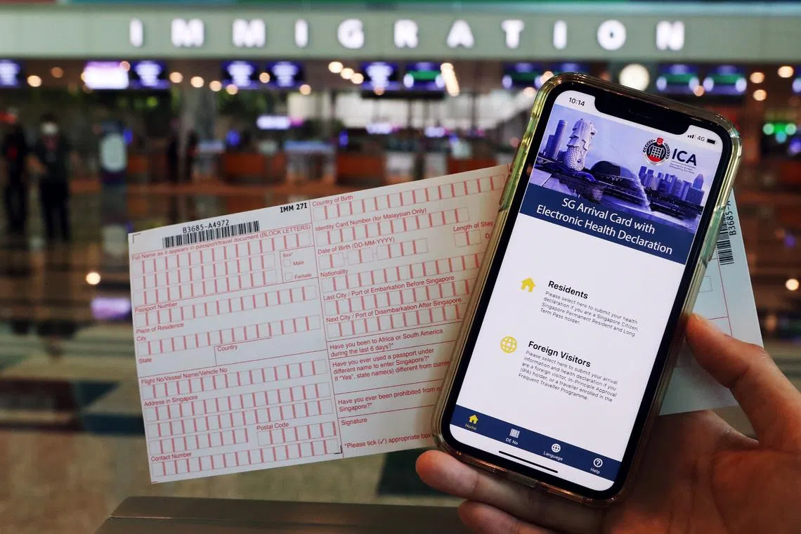 Currently, all travellers entering Singapore via air and sea checkpoints have to fill up the SG Arrival Card. 