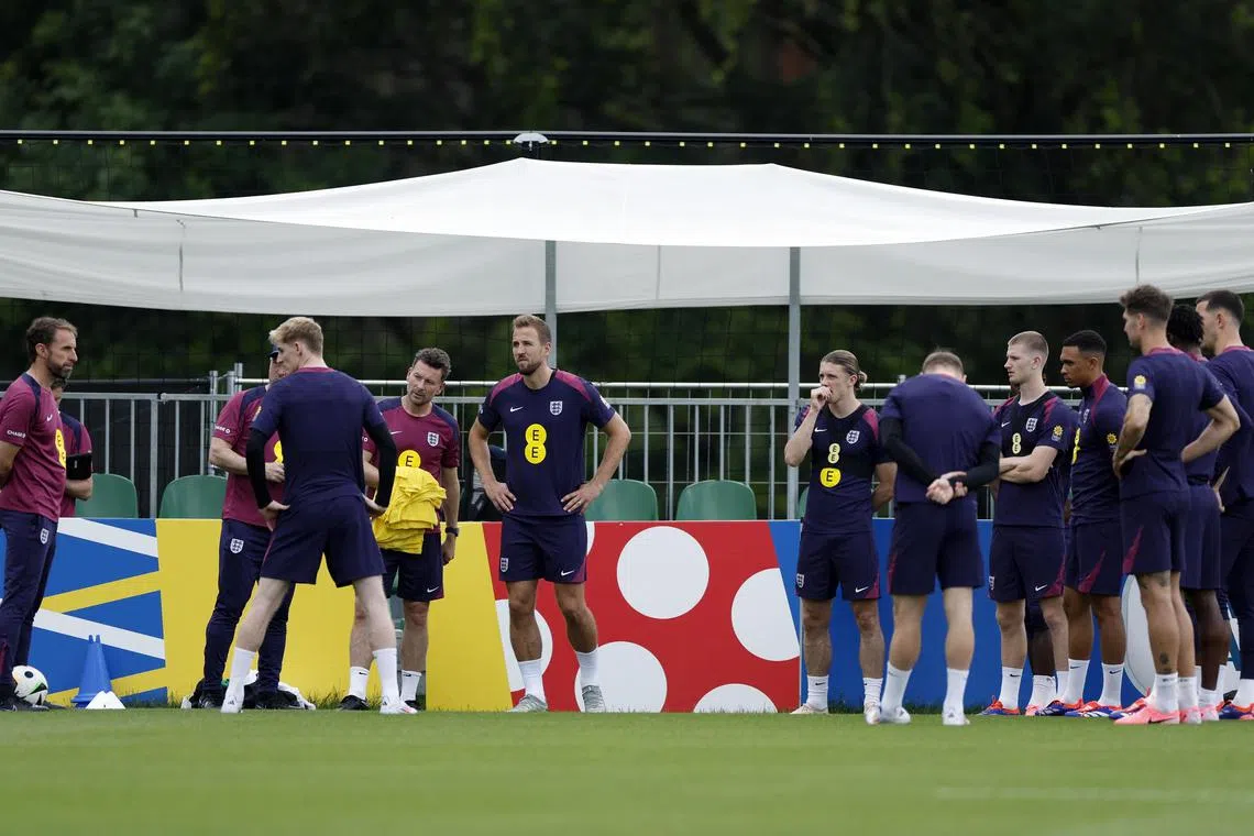 England manager Gareth Southgate (far left) watching on during a training session on June 27, 2024.