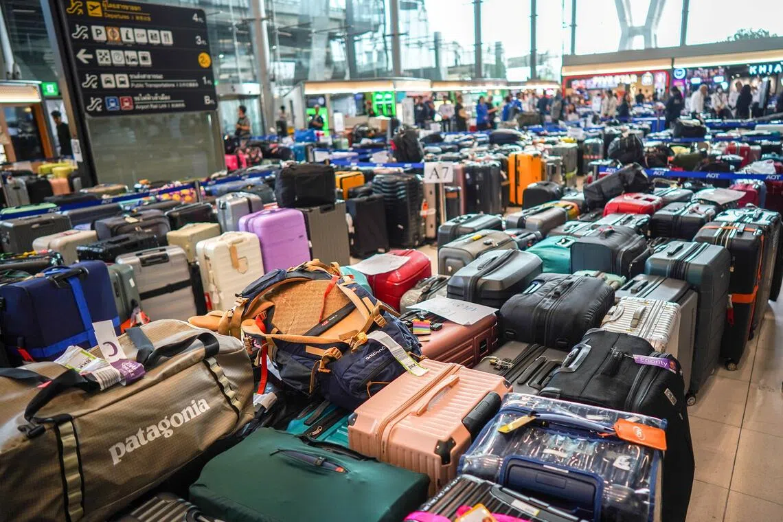 Thai Airways opens self-collection hub for luggages as flooding backlog eases