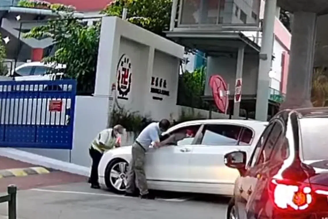 Glynn Neo had purchased the Bentley in Dec 2021 and changed the number plate of the vehicle for a photoshoot.