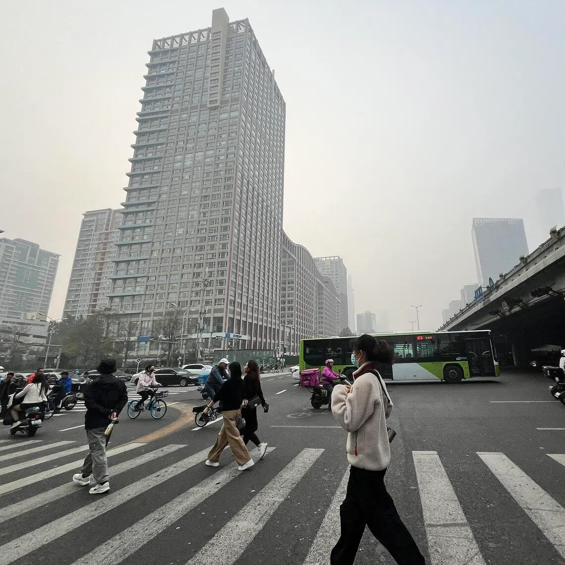 Smog in Beijing on Oct 26, 2024, when the Air Quality Index hit 250.