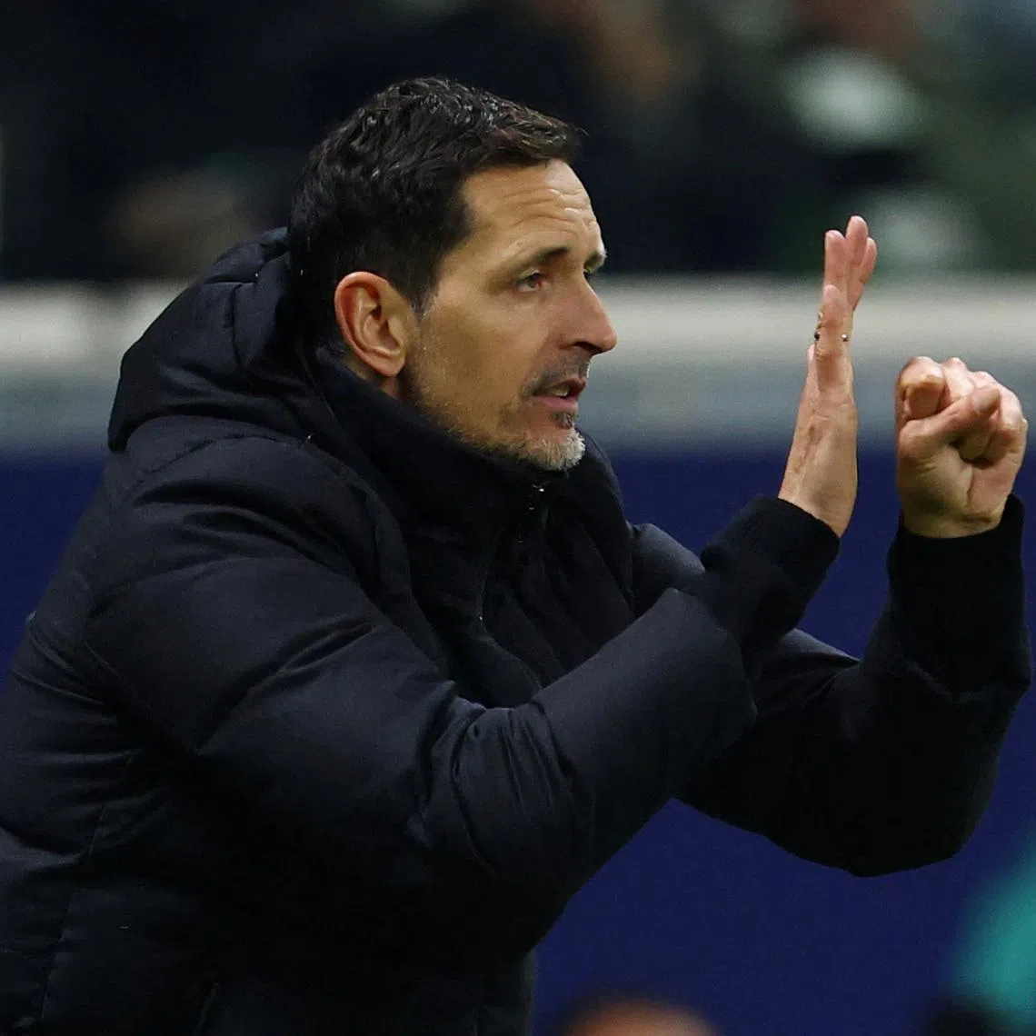 FILE PHOTO: Soccer Football - Bundesliga - Eintracht Frankfurt v FC Augsburg - Deutsche Bank Park, Frankfurt, Germany - December 13, 2025 Eintracht Frankfurt coach Dino Toppmoller REUTERS/Kai Pfaffenbach