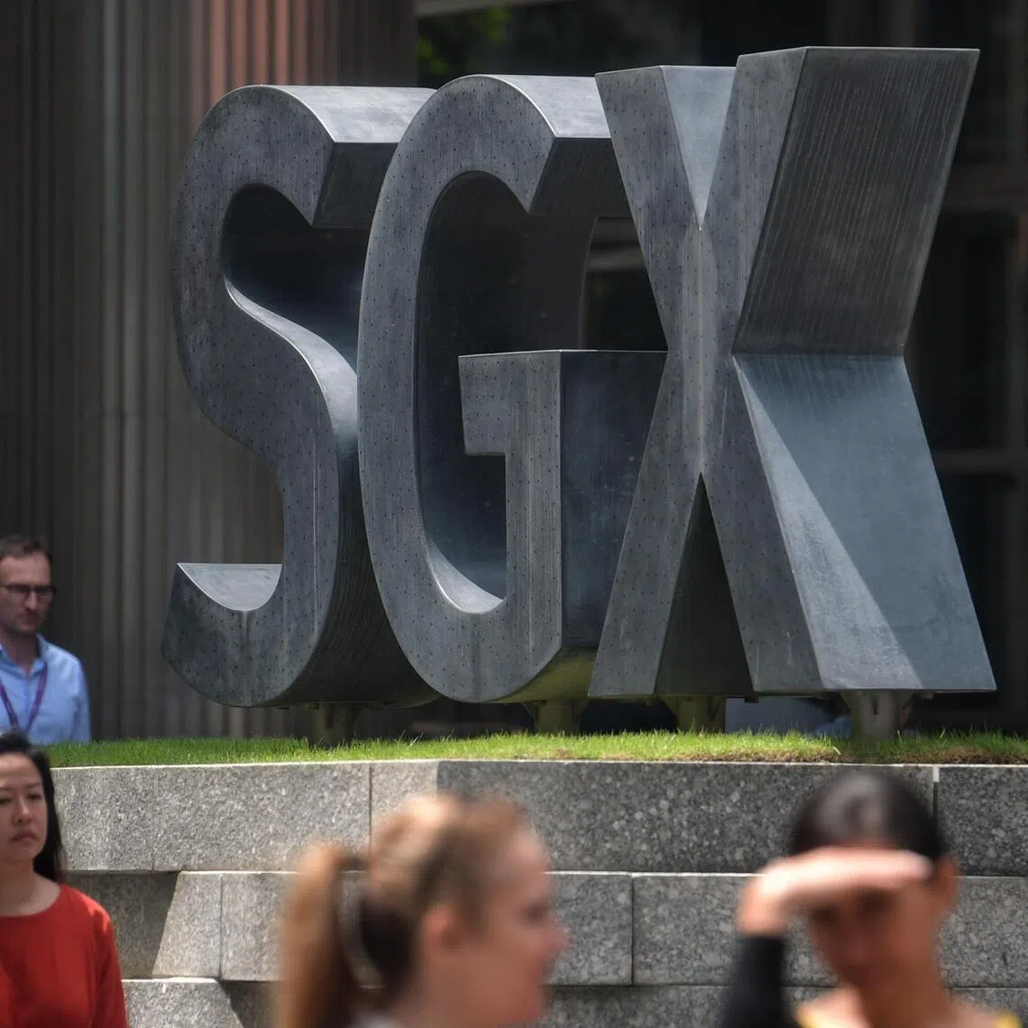 The worst performer among STI constituents was Singapore Exchange, falling 2.2% or $0.39 to close at $17.31.
