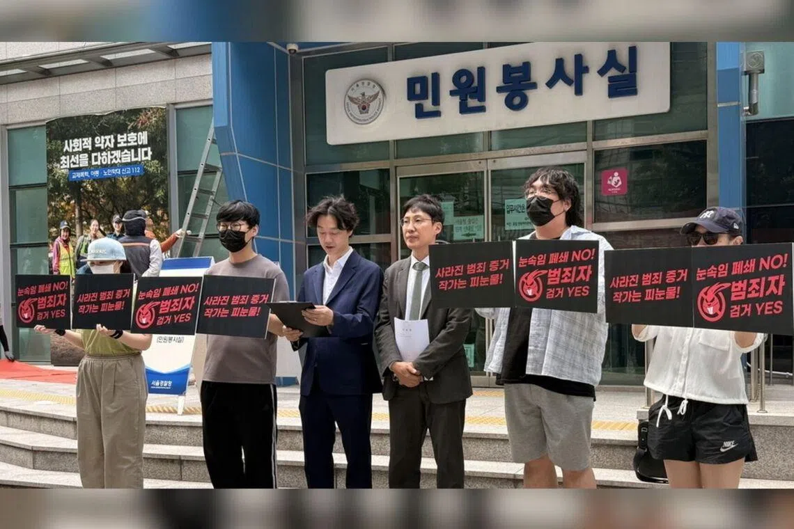Fans or thieves? Webtoon piracy makes South Korean artists question global readers