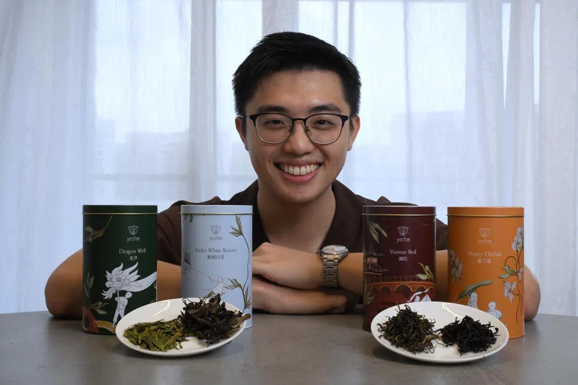 Vincent Tay with Yecha’s (from left) Long Jing (Dragon Well), Zi Juan Bai (Violet White Beauty), Dian Hong (Yunnan Red) and Mi Lan Xiang (Honey Orchid).
