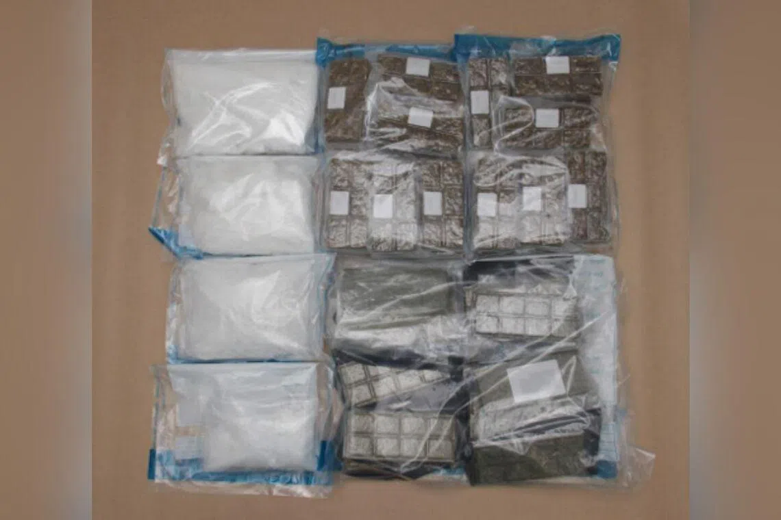 straitstimes.com - Alessia Mah - 3 men arrested after over 5kg of cannabis, 2kg of Ice seized from car at Woodlands Checkpoint