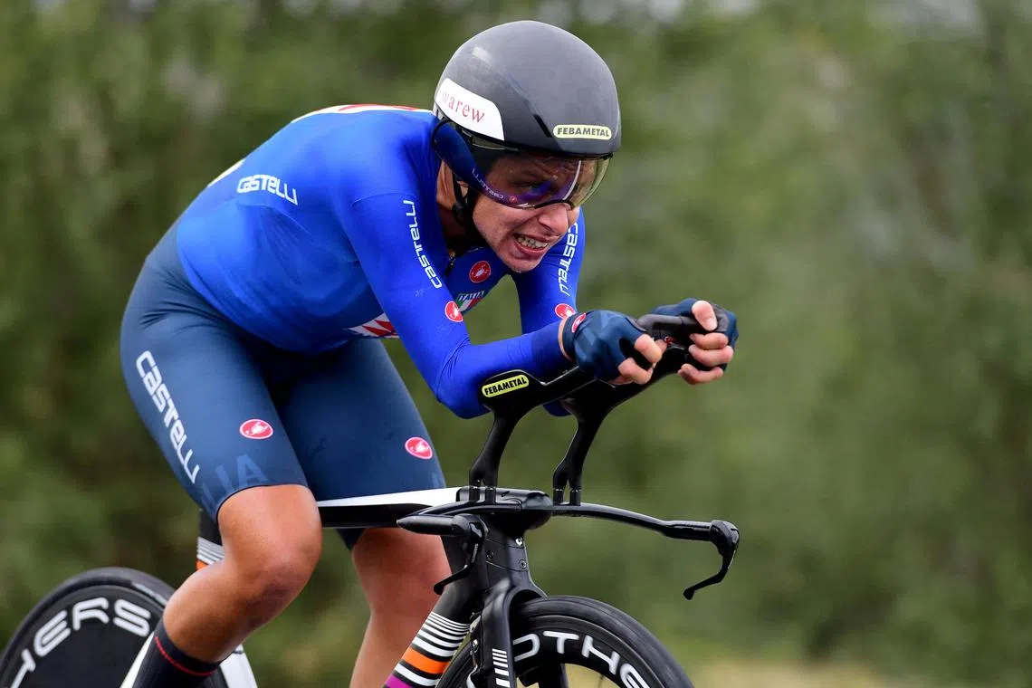 FILE PHOTO: Cycling - UCI Road World Championships - Autodromo Enzo e Dino Ferrari, Imola, Italy - September 24, 2020   Italy's Vittoria Bussi in action during the Women's Elite Individual Time Trial   REUTERS/Jennifer Lorenzini/File Photo