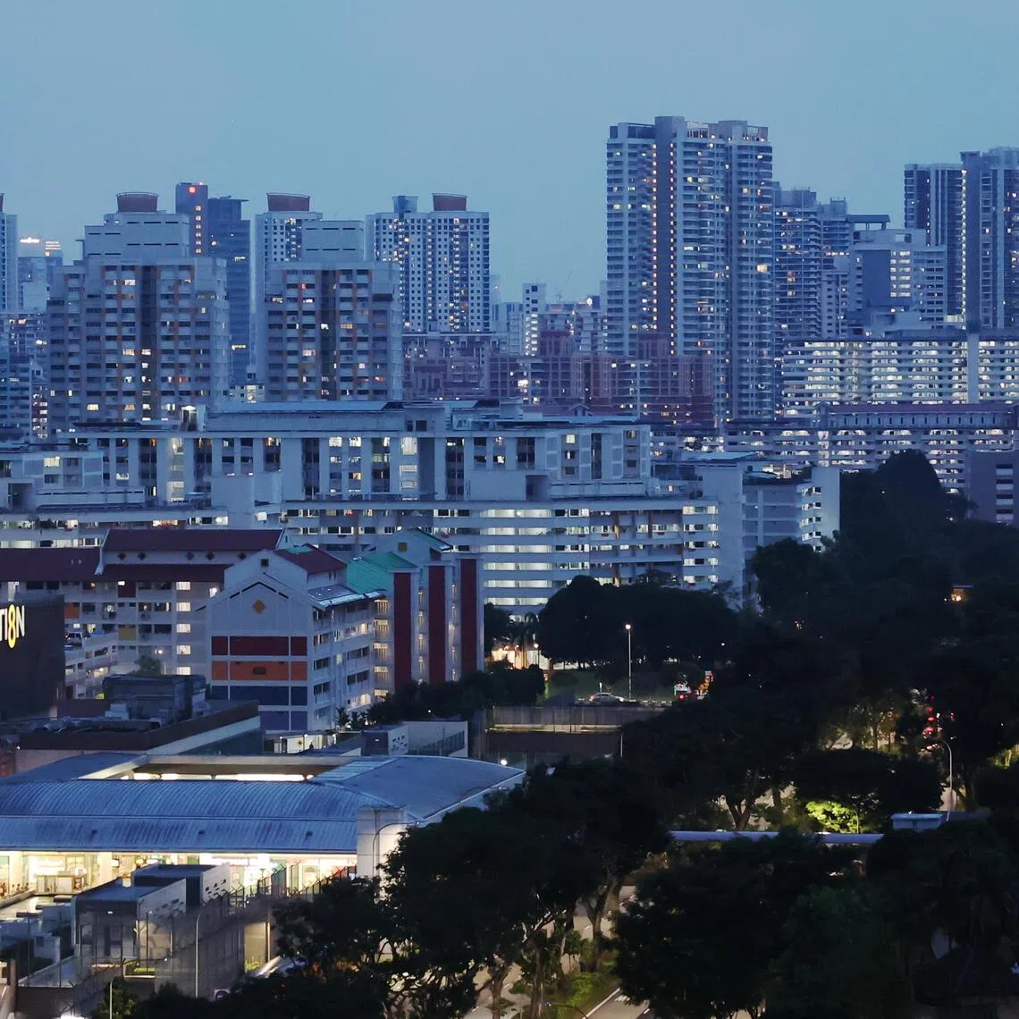 ST20250812_202564000856/pixgenerics/Brian Teo/Generic of HDB flats in Bishan on Aug 10 2025. Can be used for stories on HDB, resale housing, housing market, property prices, property cooling measures, electricity tariff rates, power usage, utilities, u-save rebates. ST PHOTO: BRIAN TEO 