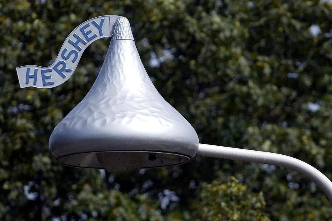 The latest addition to Hershey's permanent flavour KitKat lineup - Chocolate Frosted Donut - relies on a partial dip of chocolate, not a full coating.