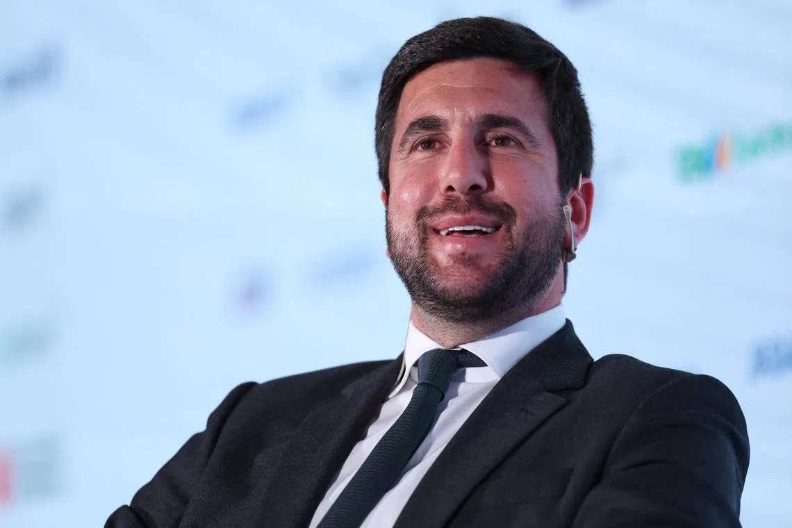 Soccer Football - Real Madrid presidential hopeful Enrique Riquelme attends economic forum - Alcala de Henares, Spain - May 20, 2026 Real Madrid presidential hopeful Enrique Riquelme attends an international economic forum REUTERS/Violeta Santos Moura