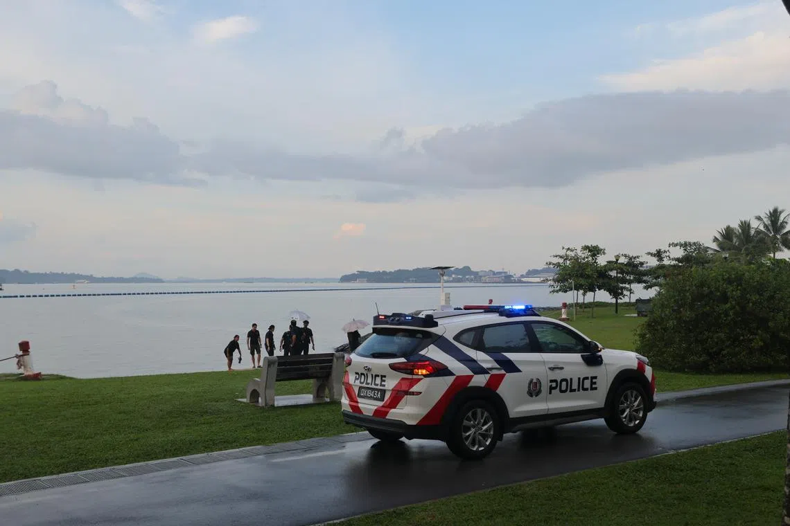 Man unconscious after being struck by lightning at Pasir Ris Beach; 6 others hospitalised