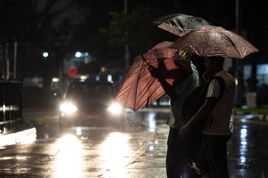 The Meteorological Service Singapore on April 16 said short, thundery showers may extend into the evening on some days in the second fortnight of the month.