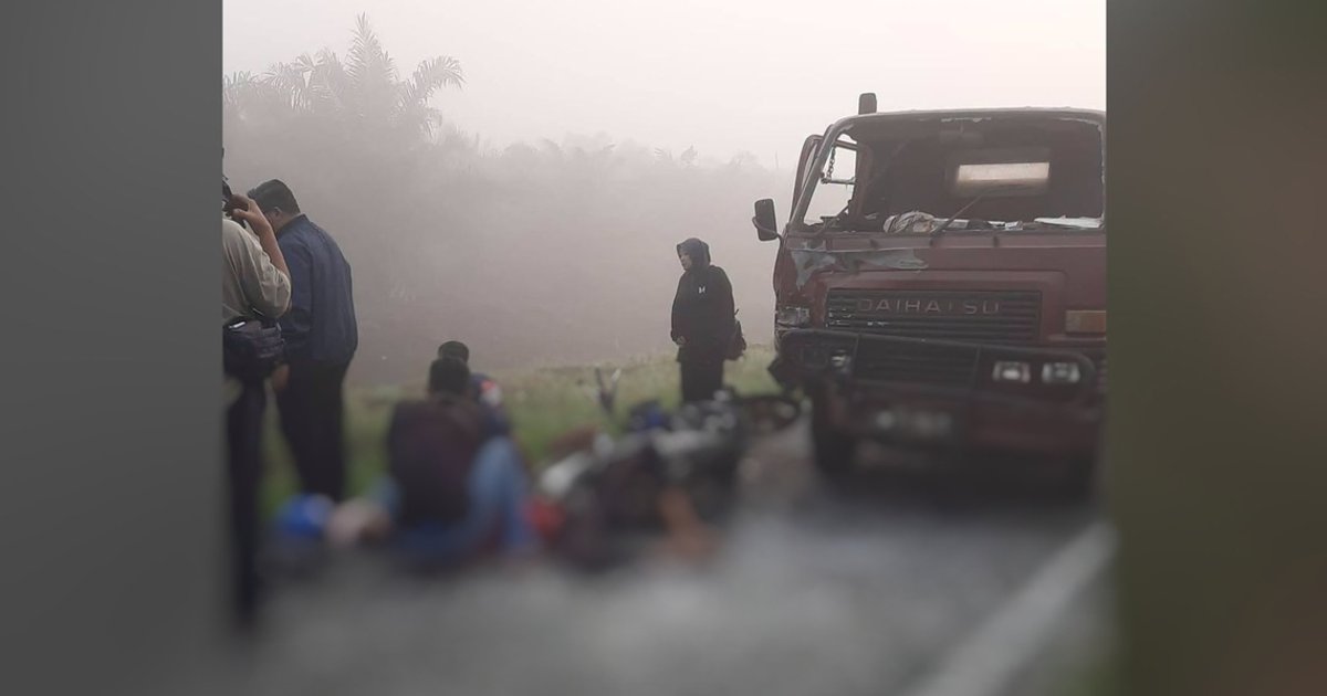 Siblings in Johor who insisted on going to school despite closure killed in road accident