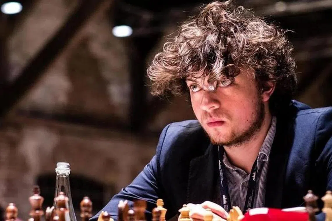 American Hans Niemann has brought a US$100 million libel suit against fellow grandmaster Magnus Carlsen and online platform Chess.com.
