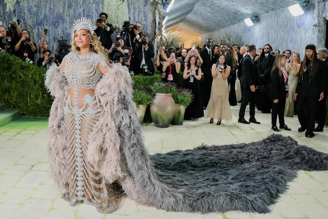 Beyonce dazzled the crowd in a bejewelled skeleton gown.