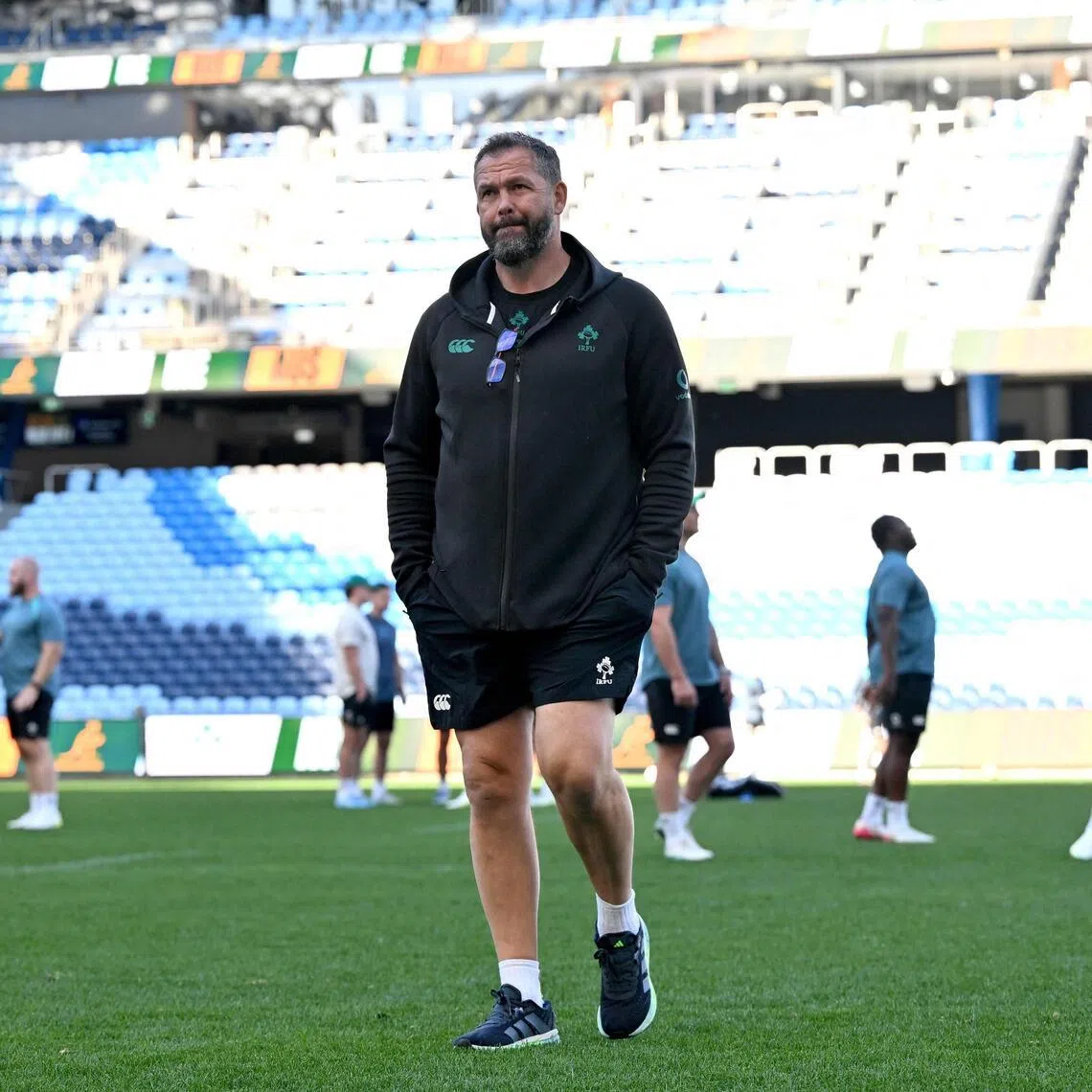 Ireland head coach Andy Farrell watches players during a Captain’s Runs at the Allianz Stadium in Sydney on July 3, 2026, ahead of a National Championship match against Australia. (Photo by SAEED KHAN / AFP) / - IMAGE RESTRICTED TO EDITORIAL USE - STRICTLY NO COMMERCIAL USE -