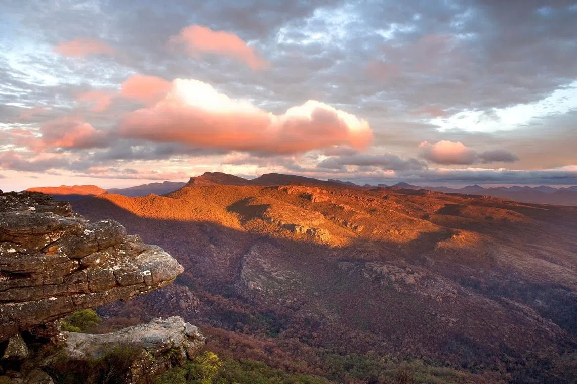The order to leave immediately, set at the highest danger rating, remains in place for the fire in and around Grampians National Park (pictured).