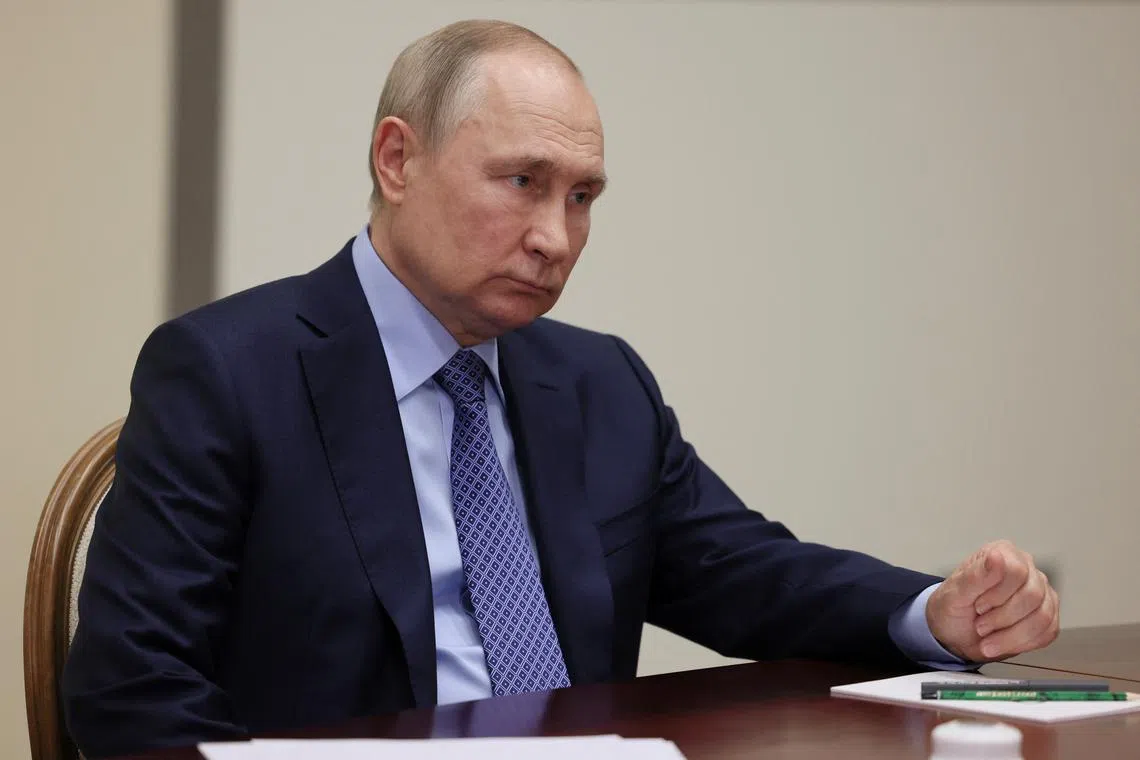 Russian President Vladimir Putin has been justifying his war against Ukraine by misusing terms such as "Nazi" and "genocide", a EU report says. 