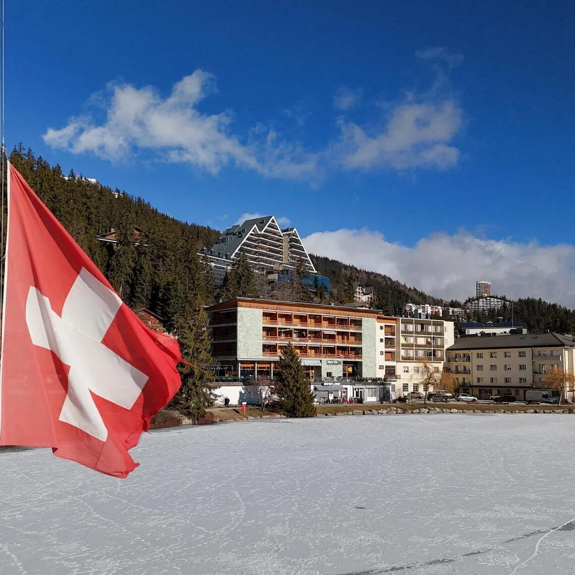 The referendum was triggered automatically because more than 100,000 citizens signed a petition.