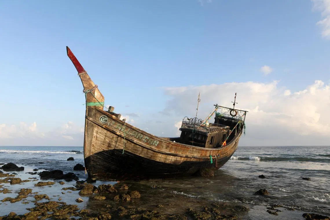epa11085143 A boat that was used for carrying Rohingya refugees rests on the coast of Sabang, Pulau Weh, Indonesia, 18 December 2023. (issue 17 January 2024)  More than 1,500 Rohingya refugees have arrived in Indonesia since November 2023, according to the United Nations Refugee Agency (UNHCR), braving dangerous sea journeys. The recent surge in arrivals has sparked increasing hostility in Aceh, despite hundreds of Rohingya families seeking refuge to escape dire conditions in Bangladeshi camps.  EPA-EFE/HOTLI SIMANJUNTAK  ATTENTION: This Image is part of a PHOTO SET