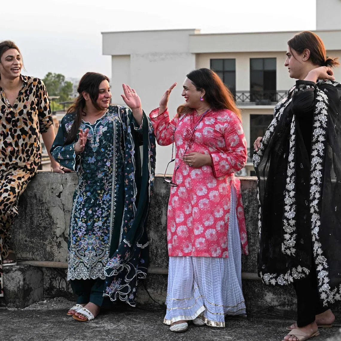 Some transgender people in Pakistan say that although gender transition is legal according to the law, it is not accepted in society.