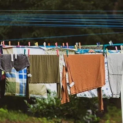 New clothes often contain a variety of substances that can irritate the skin or cause allergic reactions, said a dermatologist.